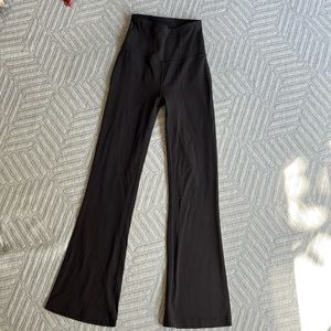 black lululemon high rise flare leggings